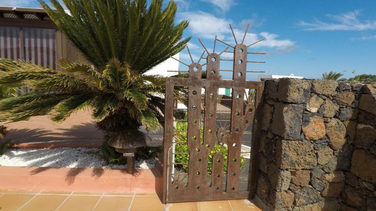 Villa La Petite Guatiza Bagian luar foto